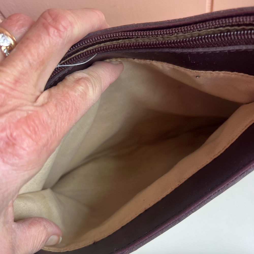 Etienne Aigner Tan and Brown Shoulder Bag - Picture 5 of 14